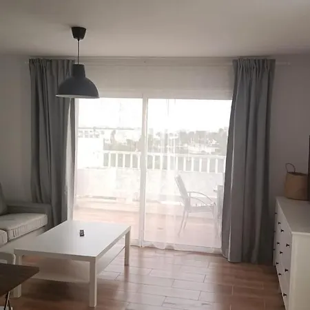 Apto. Vacacional “el Balcon De 4 Lunas” Apartman